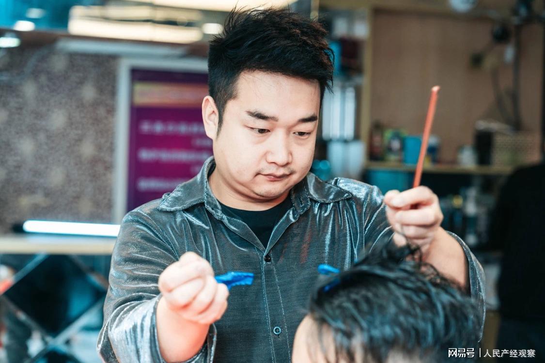 美发行业员工如何免费获取最新排名趋势和注意事项,美发师不可忽视的SEO知识,美发师必备,免费获取最新排名趋势与SEO知识,助力行业成功发展