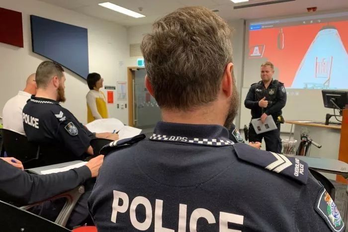 乐门科警我上发一奖二肖李事国牲图澳——探寻背后的故事与意义，乐门科警奖与二肖李事国牲图澳，背后的故事与深层含义探索