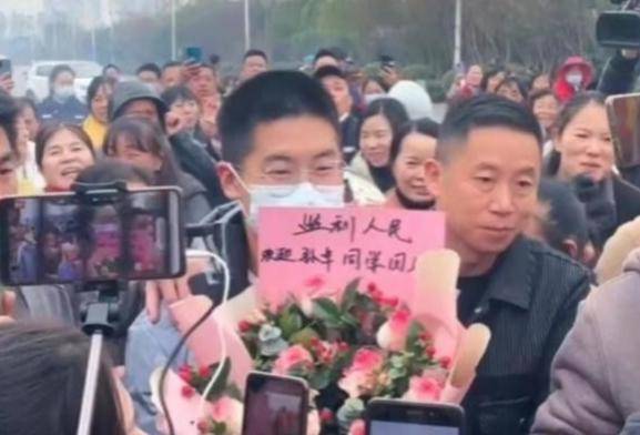 网婆国整王周升新,探索与崛起的旅程,网婆国整王周升新,探索崛起之旅