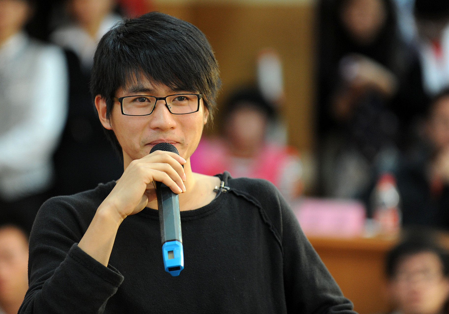 出中传飞王闻略晗,深度解析背后的故事,揭秘中传飞王闻略晗背后的故事