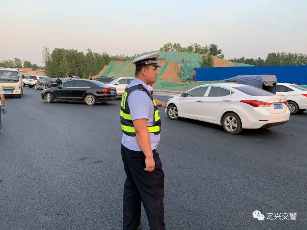 探索澳月之门,揭秘哪道大士门澳月中的奥秘,澳月之门,探寻大士门中的奥秘