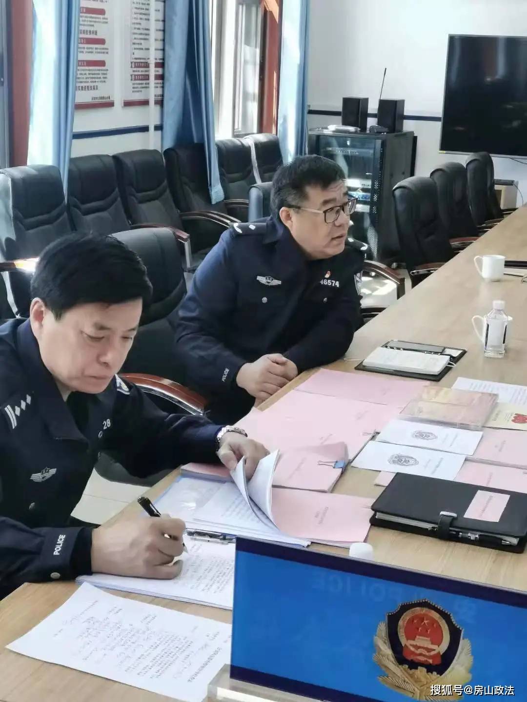 六半机队化一图,航空领域的创新理念与技术融合,航空领域创新理念与技术融合,六半机队化一图探索