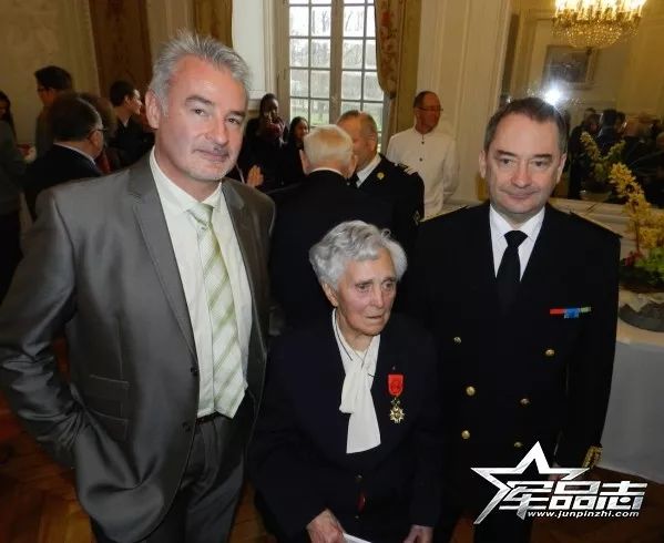 今军事点勋,聚焦军事热点,解读最新动态,聚焦军事热点,解读最新动态与军事点勋