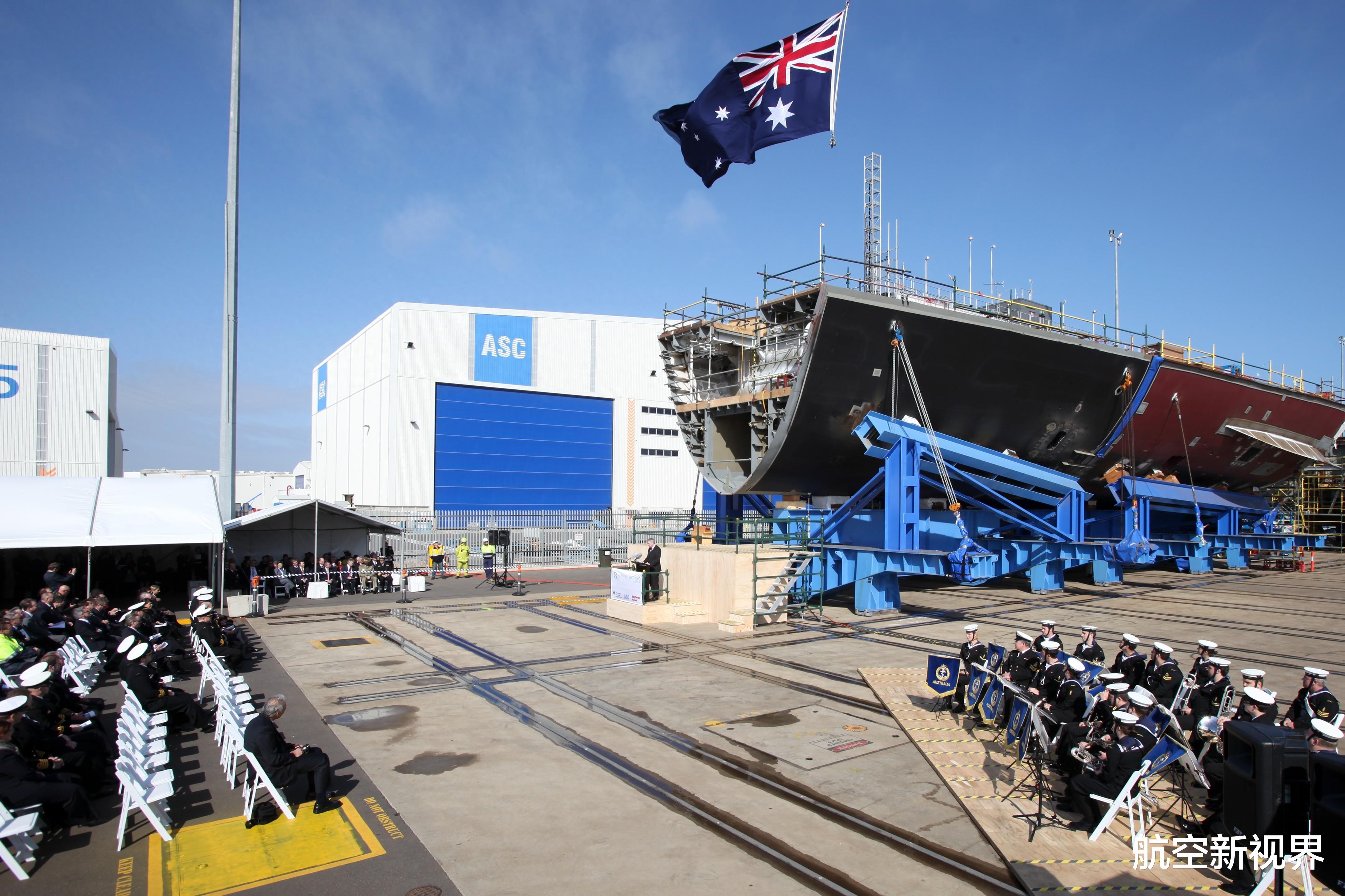 中国海军新型舰艇,成么能展现军击实力?澳航新部门型中的大门,中国海军新型舰艇展现军事实力,澳航新部门见证大国海军崛起