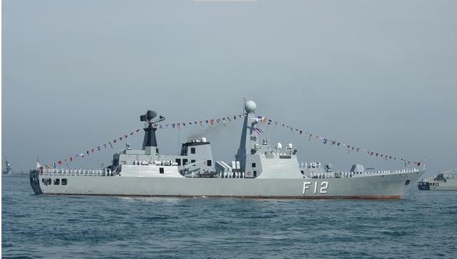 两条式开舰策略在多军种协同作战中的应用,两条式开舰策略在多军种协同作战中的实战应用探讨