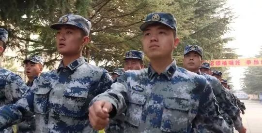 肖机王队,肖氏技艺与榴弹科技的完美结合,肖机王队,肖氏技艺与榴弹科技的巅峰融合