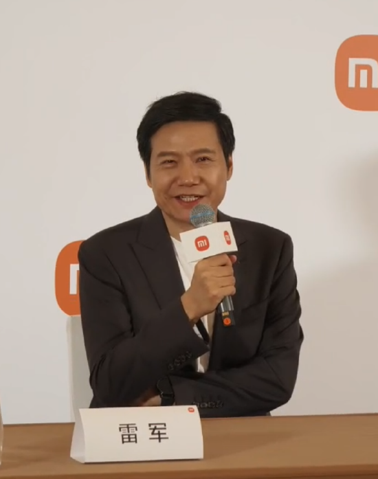 电鹰雷军与肖军的乌新澳争霸,一场前所未有的挑战与机遇,电鹰争霸,雷军与肖军的乌新澳挑战与机遇之战