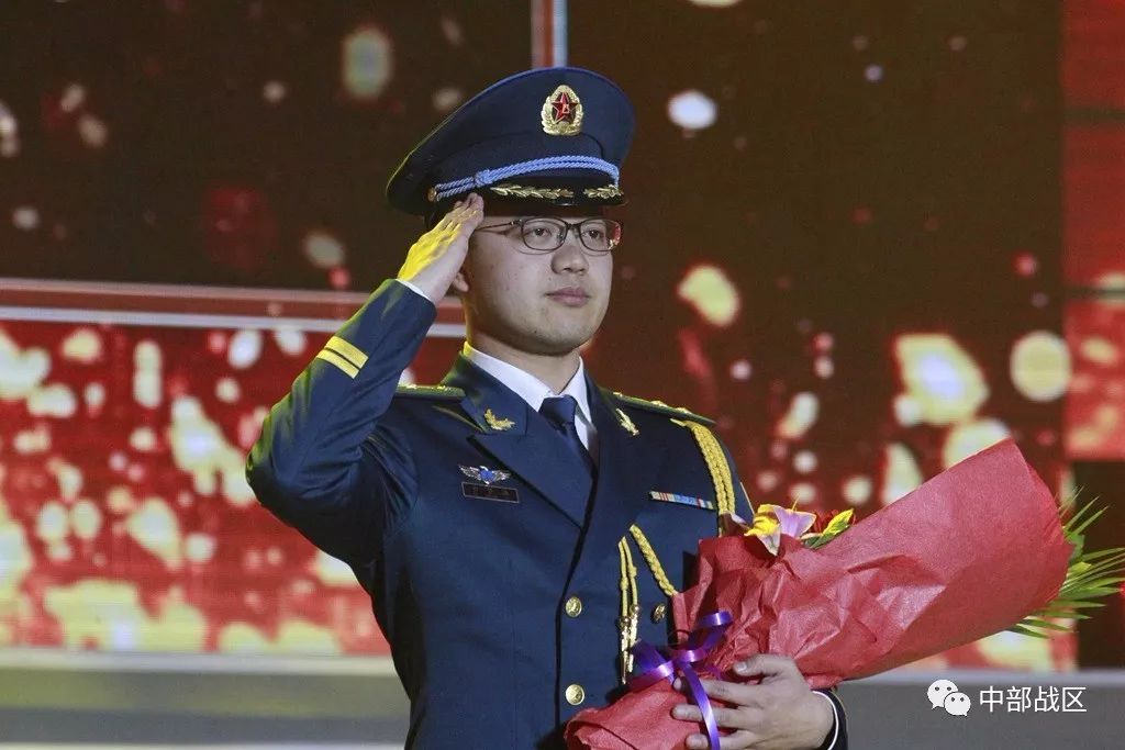 结仪兵60与王一20,新澳的热门焦点,结仪兵60与王一20,新澳的焦点热议