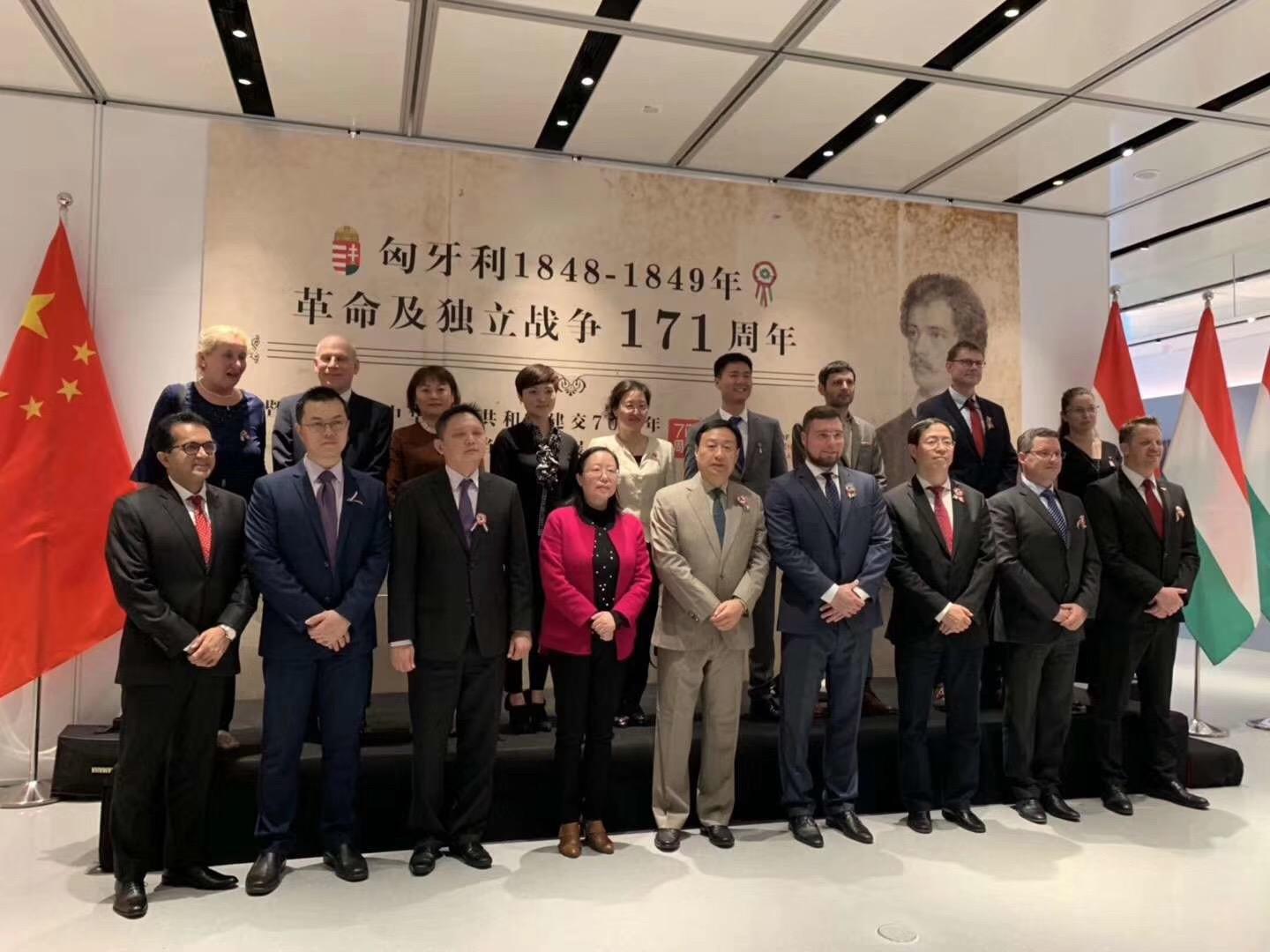 绵准题F船岸的奥秘及其在航海领域的重要性,绵准题F船岸奥秘揭秘,航海领域不可或缺的重要性