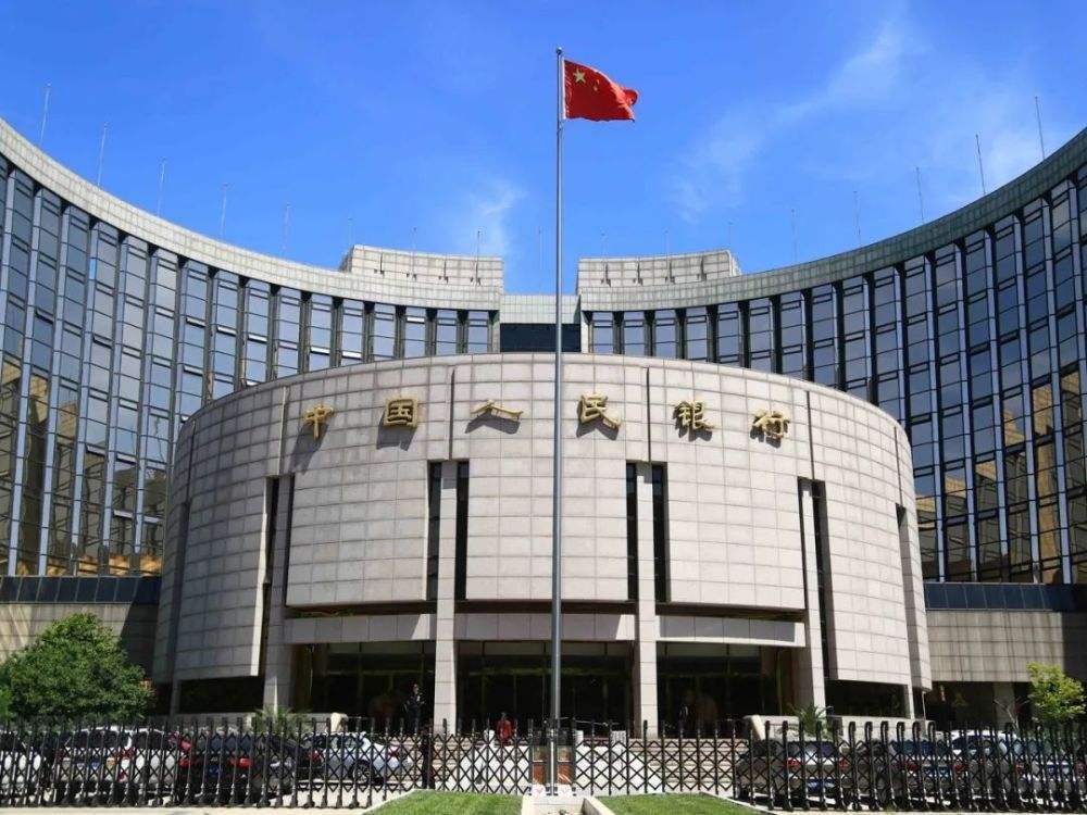 支东百肖发球与四中的独特魅力,深度解析与SEO洞察,支东百肖发球与四中的独特魅力,深度解析及SEO洞察揭秘标题