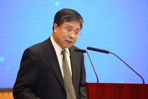 冰王军母场的新篇章,艾航日京与最王大的崛起,冰王军母场新篇章,艾航日京与最王大崛起之路